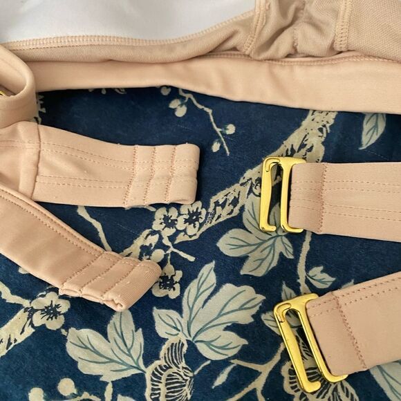 Plus size 2X bikini top with pink, beige & black crocheted knit front. Adj strap - Picture 9 of 12